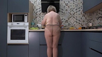 A Curvy Wife In Nylon Pantyhose Tempts Her Husband With Her Alluring Assets In The Kitchen